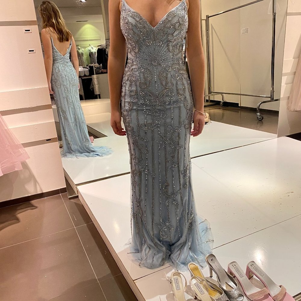 Aria Couture Beaded Evening or Prom Dress!